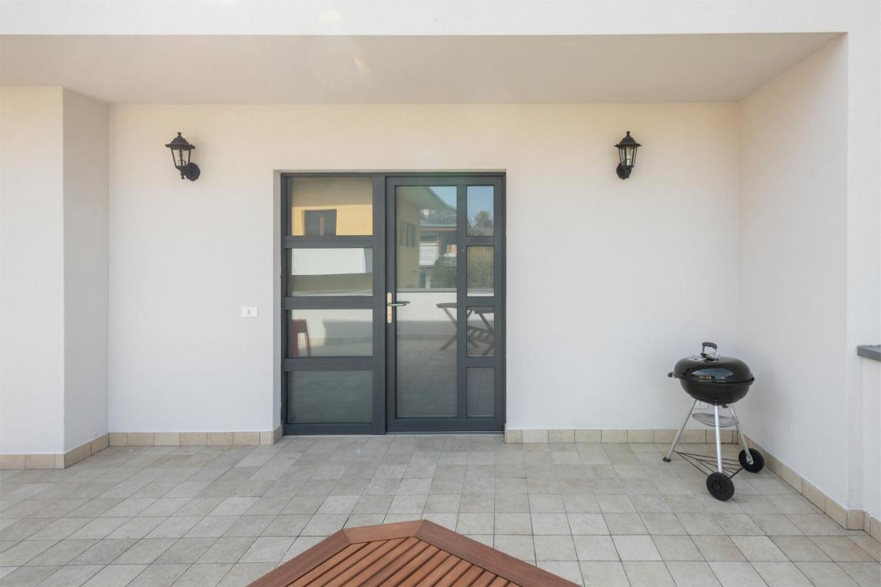Apartamento Casa Caterina, family terrace&BBQ Arco Exterior foto