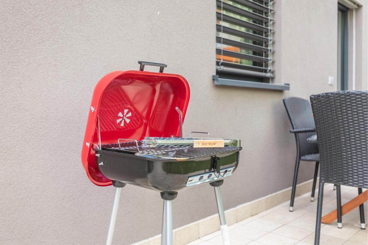 Apartamento Casa Caterina, family terrace&BBQ Arco Exterior foto